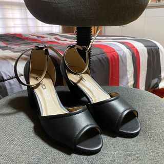 CARDAMS Size 36 Black Sandals 2 inches heels
