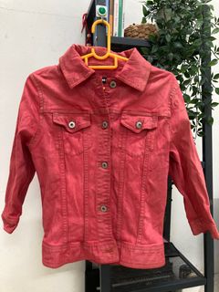 (Category: ) located in . Submitted by wander.wardrobe (Listing ID 1303405115, Image 1). Description: .