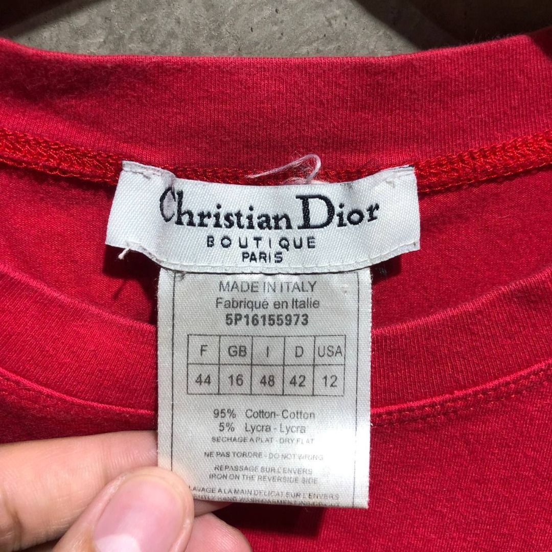 Dior J’Adore tee (Category: Luxury Apparel) located in Quezon City. Submitted by johnpaulperezzz (Listing ID 1303343943, Image 3). Description: NAME: Dior J’Adore tee COLOR: Red SIZE: 44 FIT: XS Dimension: Width: 17 Length: 21 Shoulder: 14 Sleeves: 6 Hem: 17 CONDITION: 9/10 ISSUE: -none PRICE: 8k .