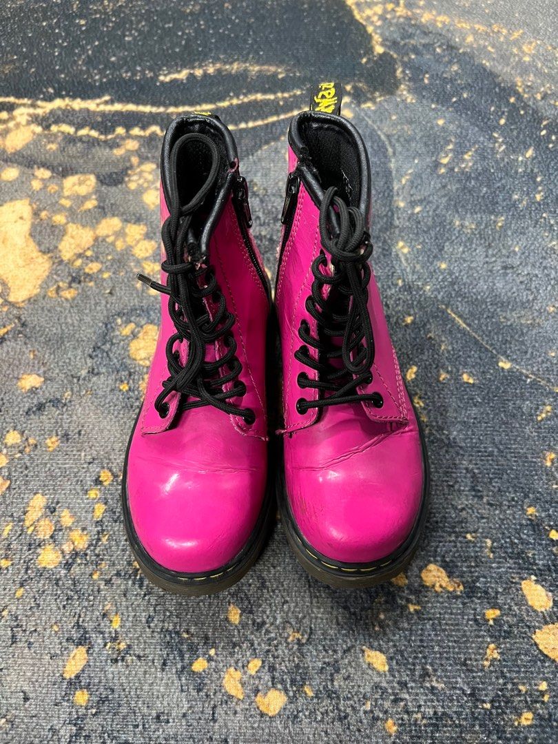 Dr martens delaney store