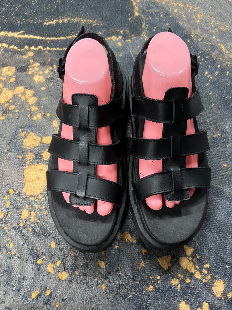 Dr martens yelena pink top