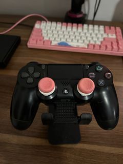 DS4 controller