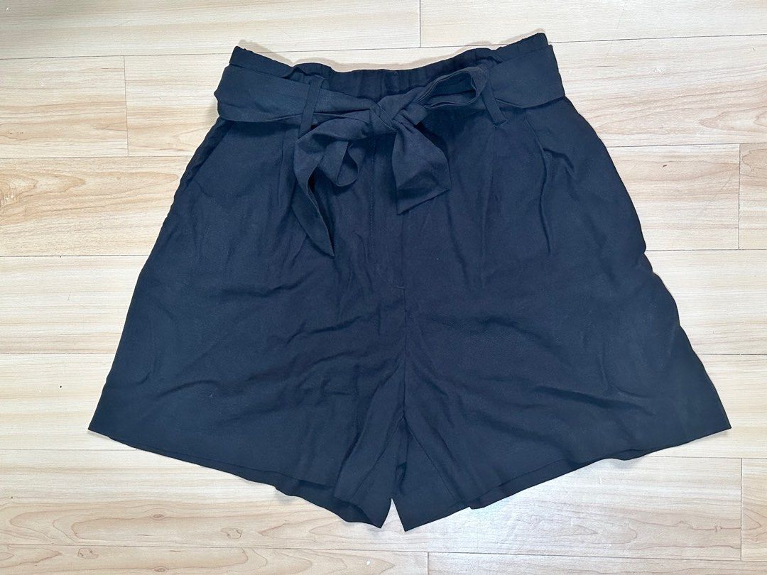 H M Bermuna Highwaisted Shorts with Ribbon Black UK 10 Women s Fashion Bottoms Shorts on Carousell