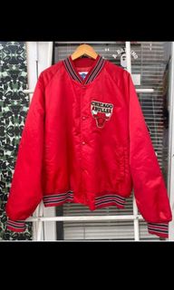 (Kategori: ) berada di . Dikirim oleh bestbrandthrift_25 (ID iklan 1303358978, Gambar 1). Deskripsi: .