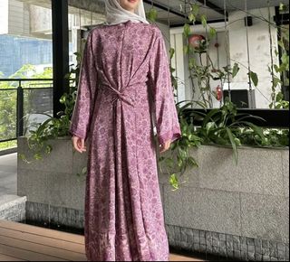 (Category: ) located in . Submitted by amiiiiraa (Listing ID 1301946106, Image 1). Description: .