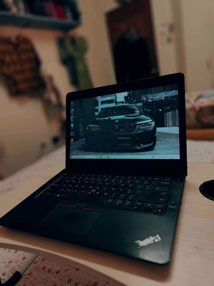 LenovoThinkpad Core i5 with 8GB ram 256GB SSD windows 11 and ms office
