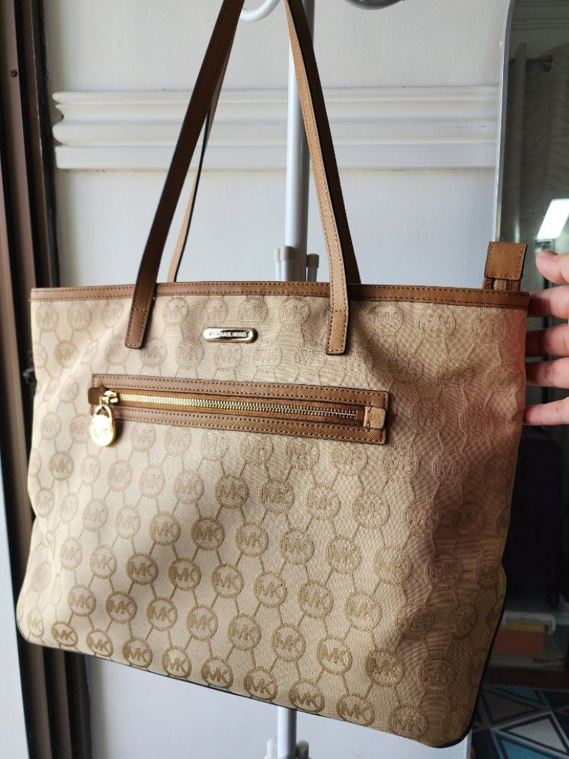 Michael Kors Large Kempton Tote Luxury Bags Wallets on Carousell