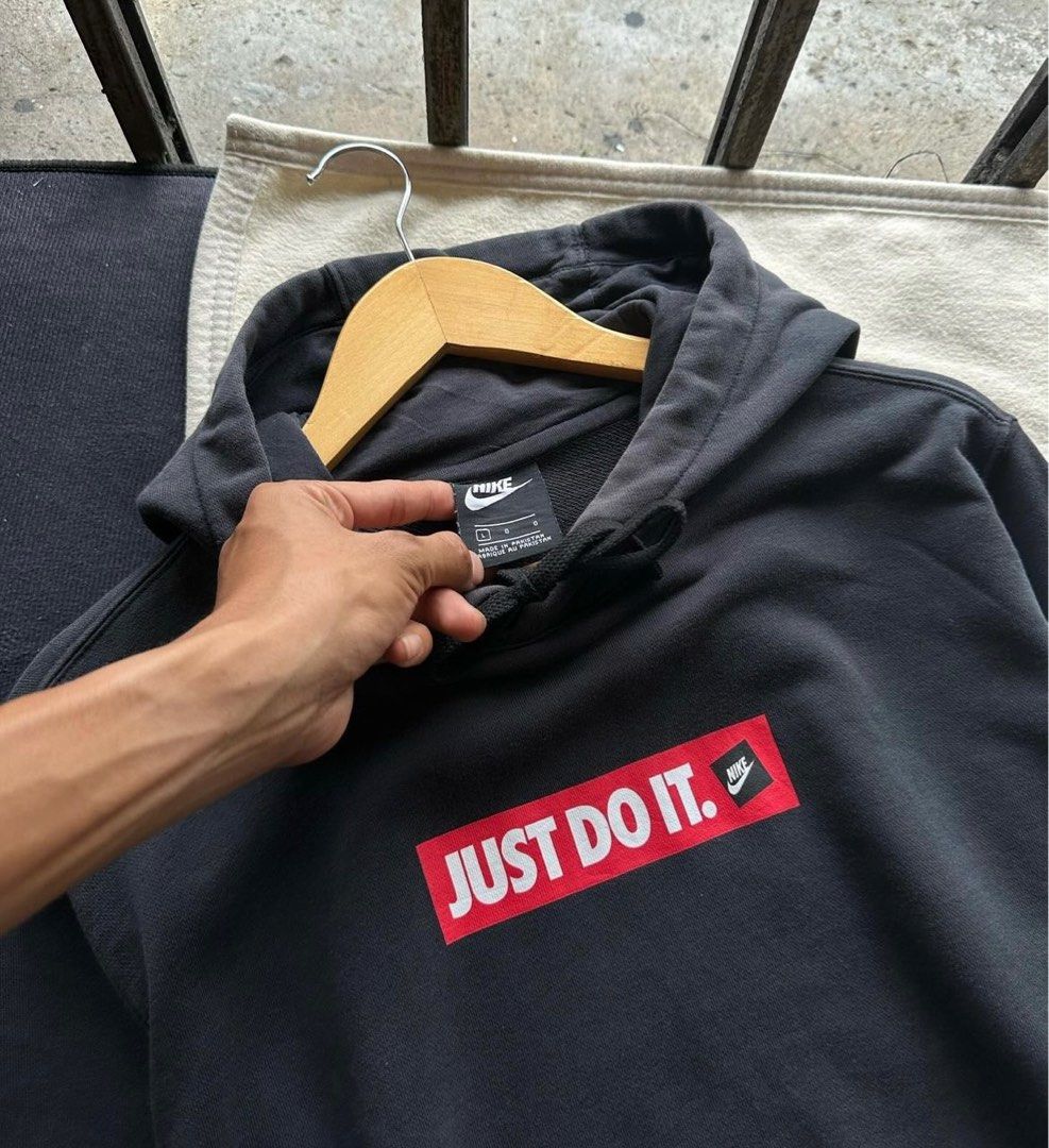 nike box logo hoodie