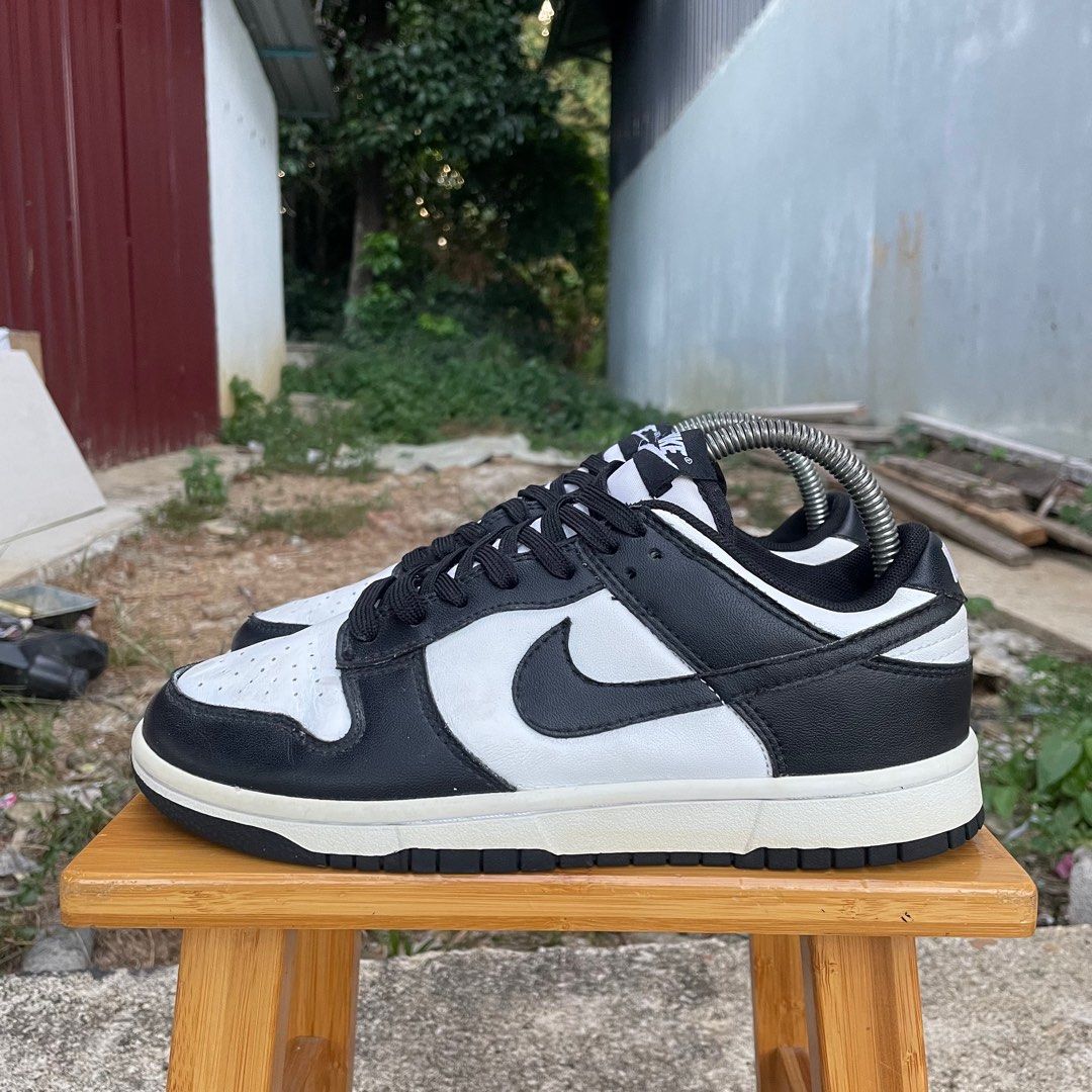 Nike panda sb top