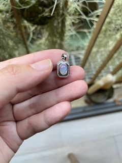 (Category: ) located in . Submitted by crystal_gem_world (Listing ID 1303273293, Image 1). Description: .