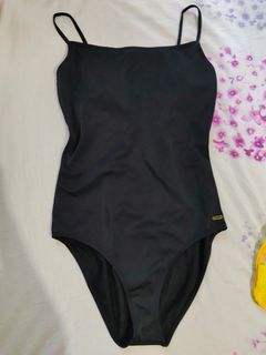Original Roxy black 1pc swimsuit with pads