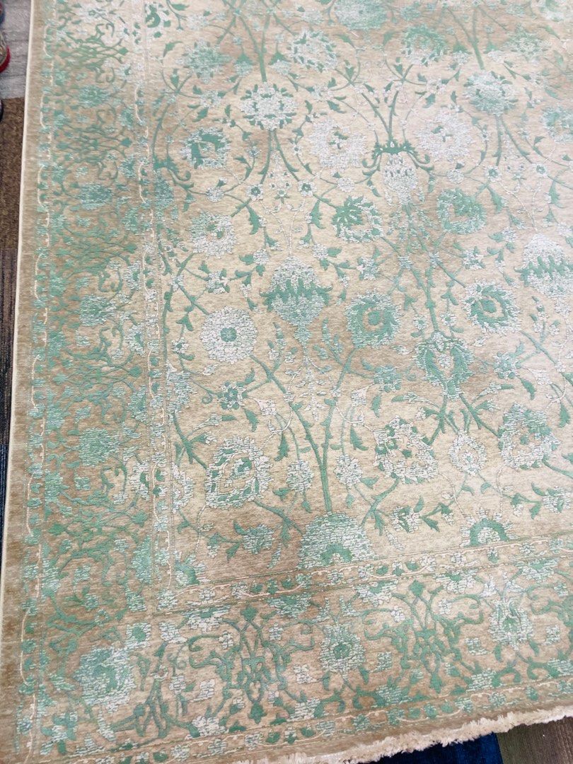 Persian Carpet65073557736706112
