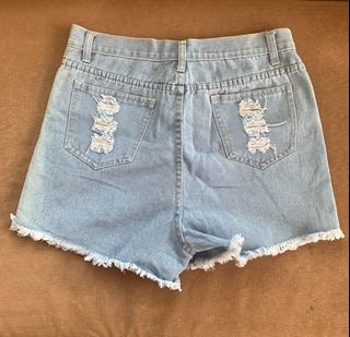 (Category: ) located in . Submitted by l0vewave (Listing ID 1303307910, Image 1). Description: .