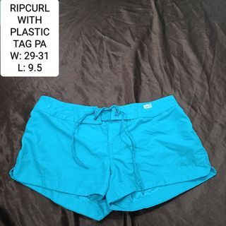 RIPCURL LIKE NEW WITH PLASTIC TAG PA