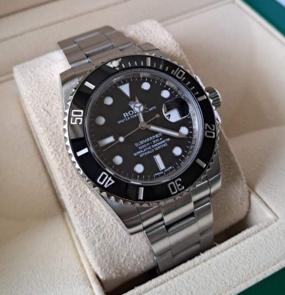 Rolex Submariner Date 40mm (Category: Luxury Watches) located in Mandaluyong City. Submitted by 88nac (Listing ID 1303317261, Image 1). Description: for sale: Rolex 116610LN 40mm Full set 2018 Date 9.8/10 condition PM for inquiries.