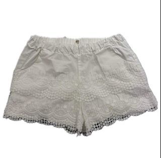 ruffle white shorts