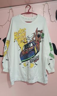 Scooby-Doo cartoon network big print long white pullover