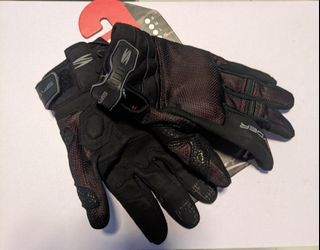 SPYDER Rise Pro Gloves Black and Red (Medium Size)