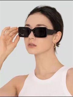 Oversized Rectangle Sunglasses with bevelled frame 