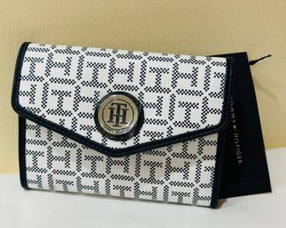 TOMMY HILFIGER WHITE / BLUE SIGNATURE LOGO MEDIUM FRENCH TRIFOLD CLUTCH WALLET $58