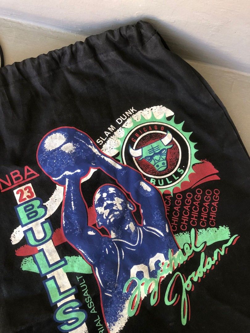 Vintage michael jordan drawstring bag chicago bulls nba Fesyen Pria Tas Dompet Ransel di Carousell