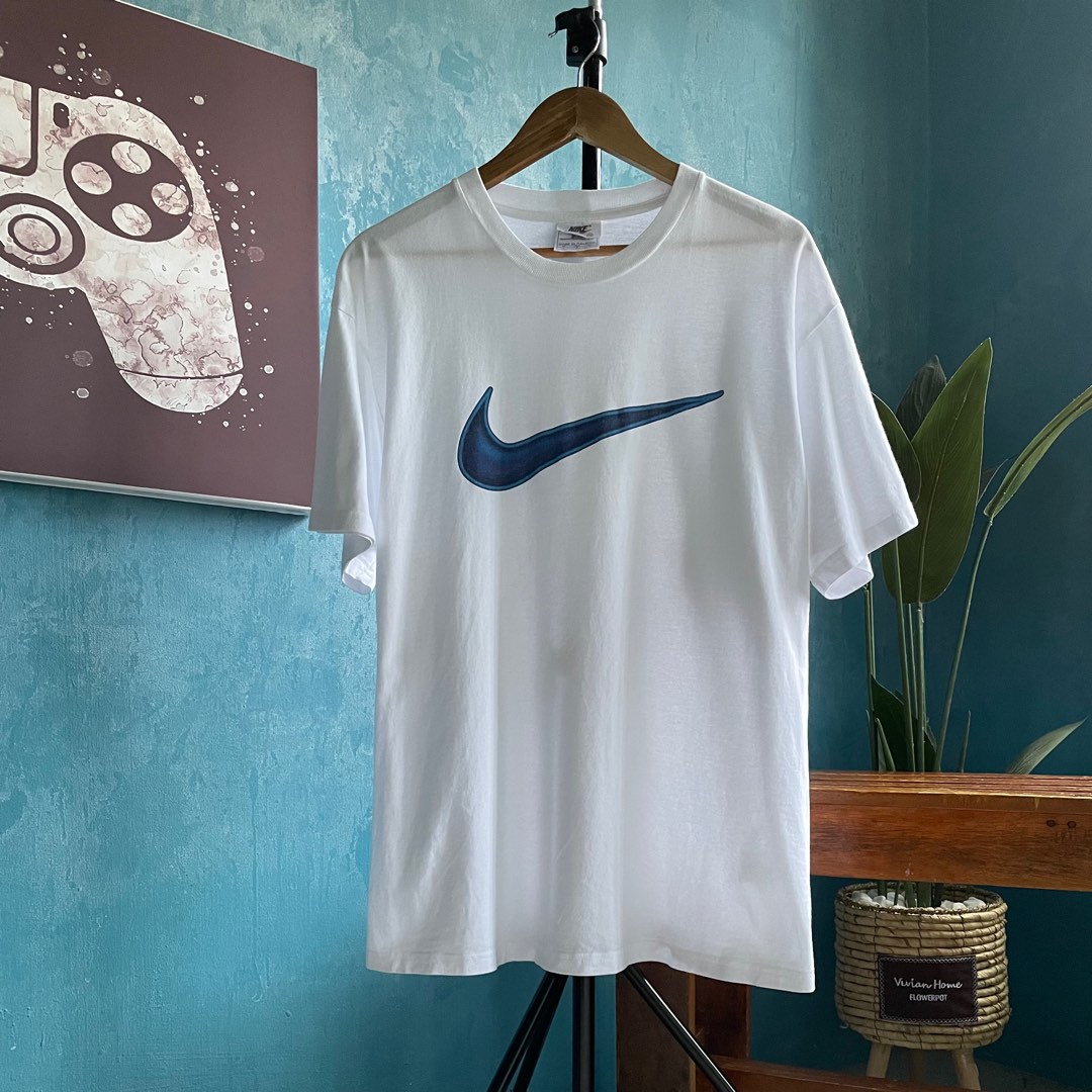 Vintage Nike Big Swoosh Centre Logo Men s Fashion Tops Sets Tshirts Polo Shirts on Carousell
