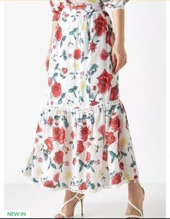 2xtremz floral with lace detail maxi skirt