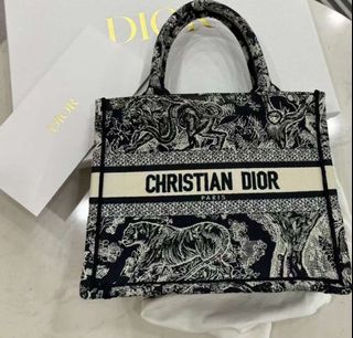（分類：）位於 。 由 heichingluxuryhk 提交（商品編號 1303578755，圖片 1）。簡介： 。