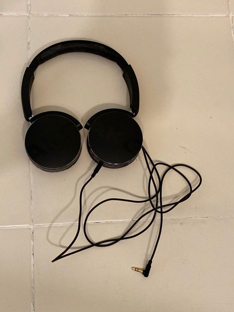 Akg y50 wired headphones outlet