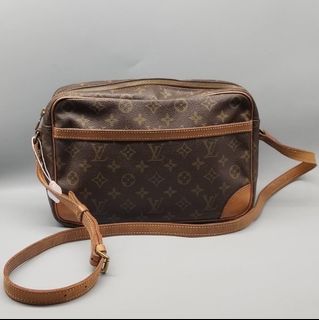 (Category: ) located in . Submitted by chloe_luxuries (Listing ID 1303437953, Image 1). Description: .