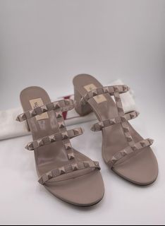 Authentic Valentino Garavani All Matte Sandals With Cert and Dustbag Size 38