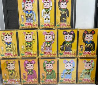 （分類：）位於 。 由 bape8899 提交（商品編號 1303554779，圖片 1）。簡介： 。