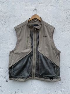 Catalog Fishing Vest