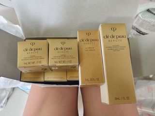 （分類：）位於 。 由 ngsiuchu 提交（商品編號 1303494873，圖片 1）。簡介： 。