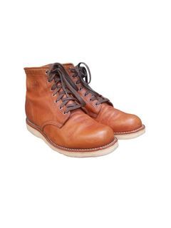 CHIPPEWA®6" PLAIN-TOE WEDGE BOOTS - RENEGADE TAN
MADE IN U.S.A
SIZE: 9.5D ( FITS 10-10.5US )
LEATHER IS IN VERYGOOD COND / HEELDRAGS

PHP: 2499 FREE SHIPPING
NO COP / COD