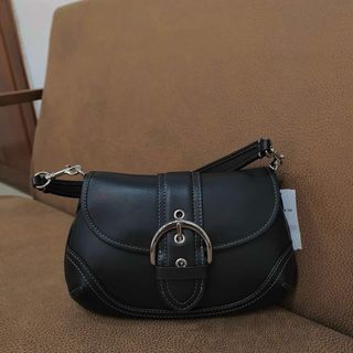 (Category: ) located in . Submitted by bagsboutiqueph (Listing ID 1303453532, Image 1). Description: .