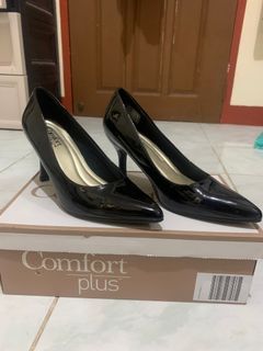 Comfort plus 3inch black heels