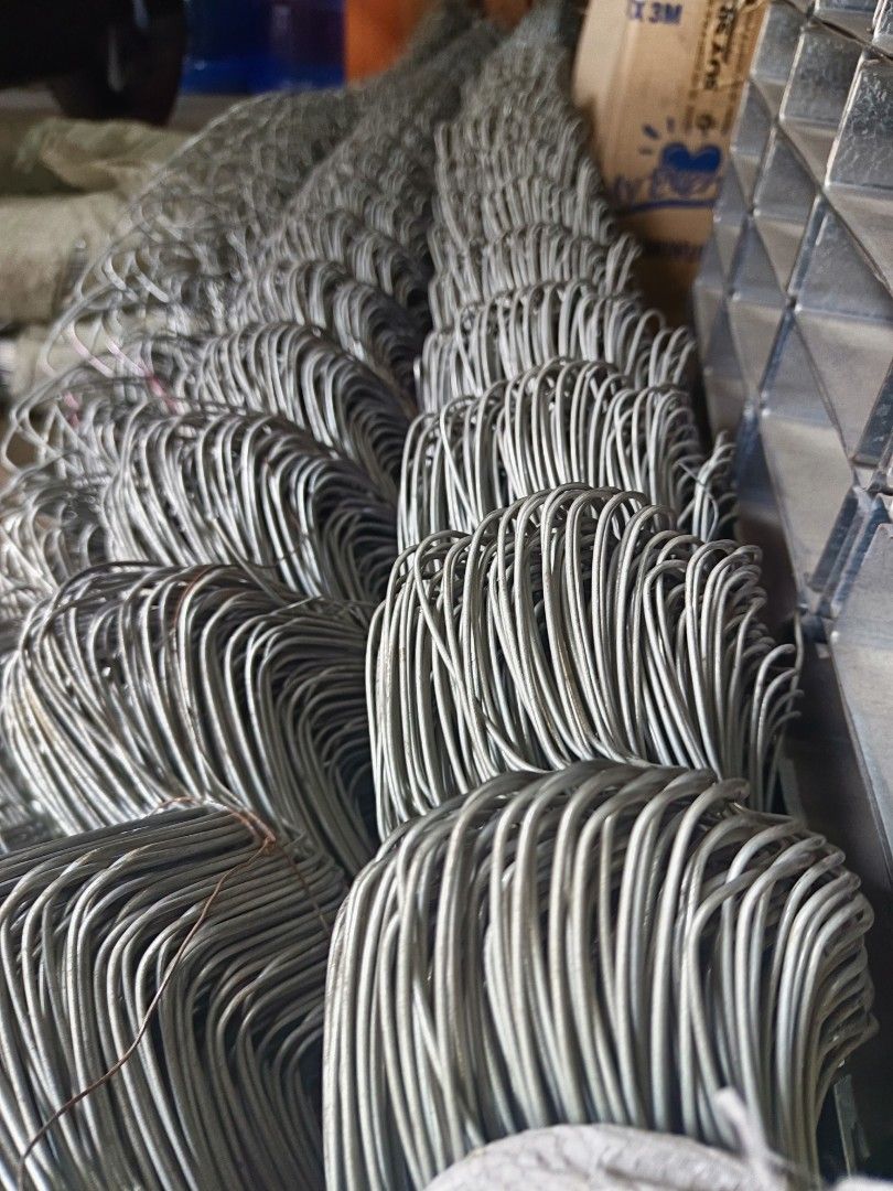 CYCLONE WIRE/ CHICKEN WIRE, Commercial & Industrial, Construction ...