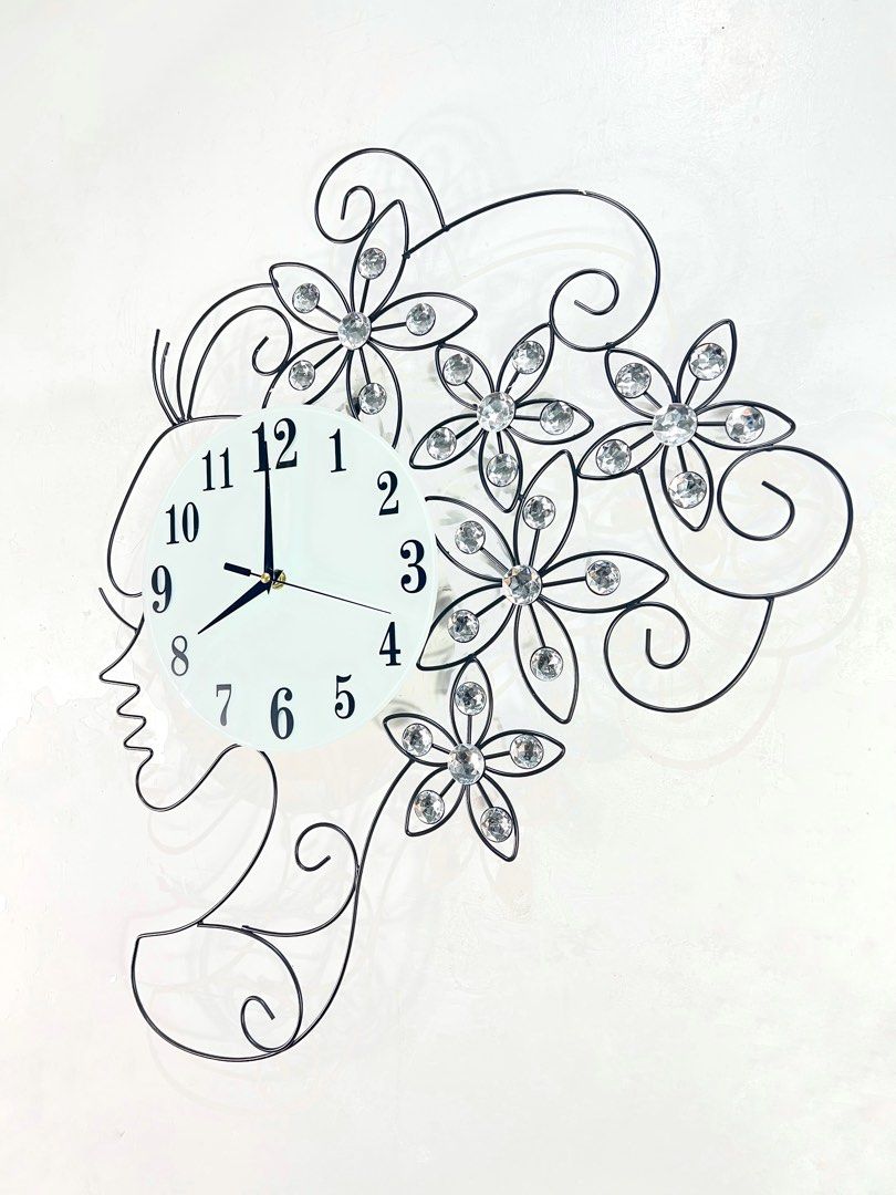 Decorative Lady Wall Clock with Gems (Category: Clocks) located in Malabon City. Submitted by lacasadecor (Listing ID 1303519755, Image 3). Description: 54cm x 54cm.