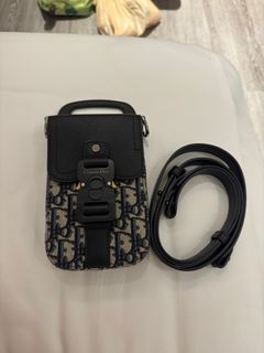 （分類：）位於 。 由 c_c_m 提交（商品編號 1303472785，圖片 1）。簡介： 。