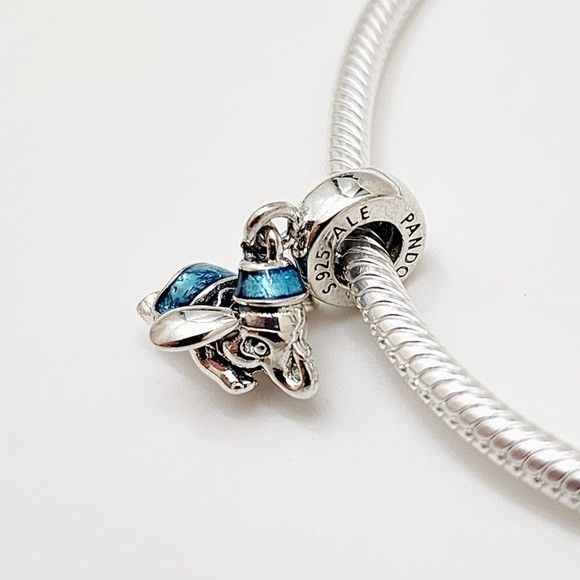 Disney Park pandora Flying Dumbo Dangle Charm