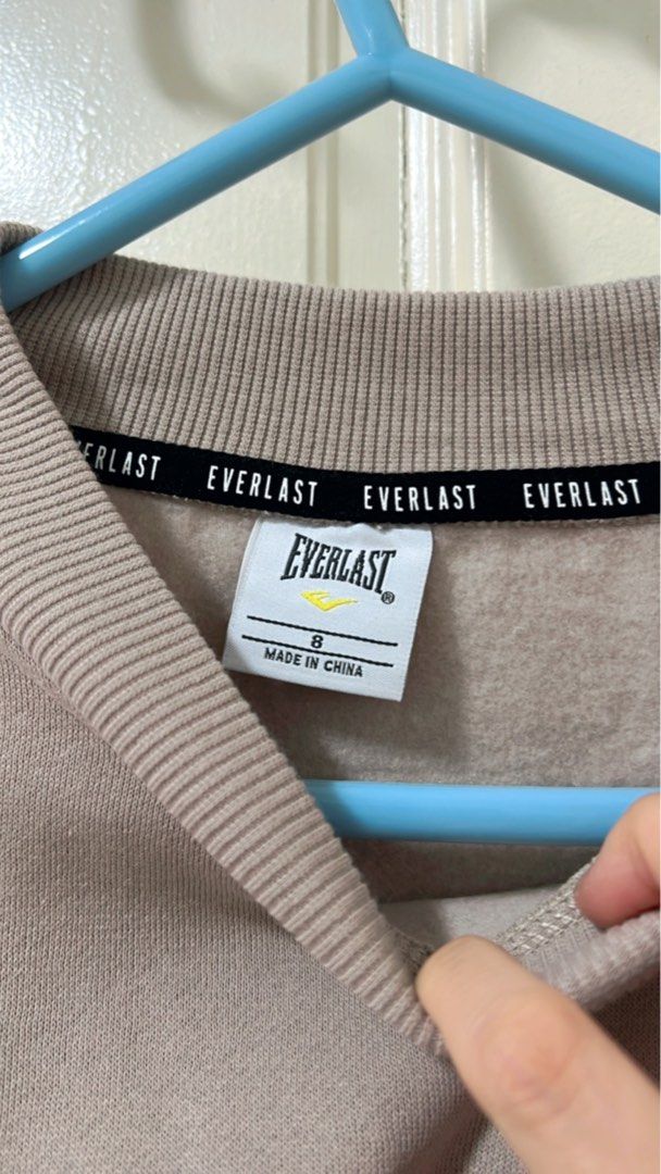 Everlast sweaters