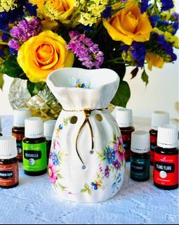 Floral Pouch design Fine Bone China Aromatherapy/ Wax Burner bundle with essential oils