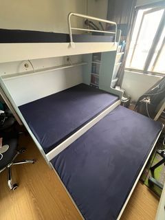 Full Size Quality Bunk Beds inc Mattress sleeps 4