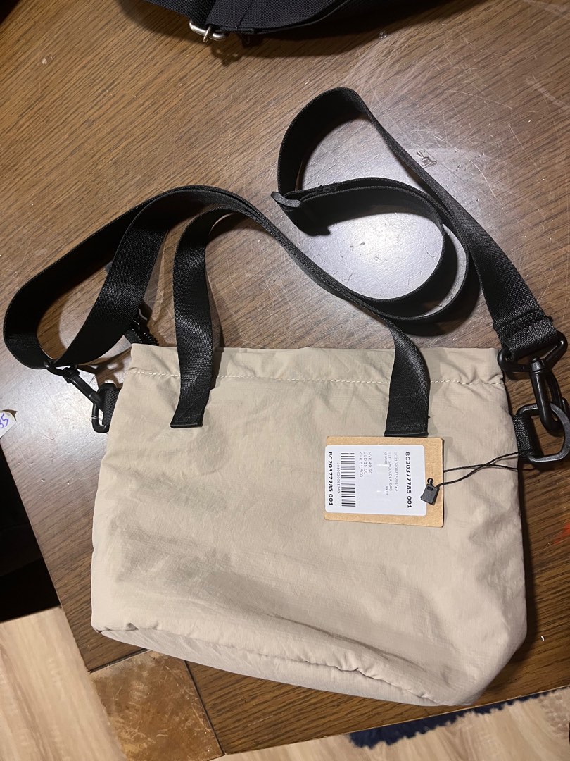 Brands outlet sling bag 2025