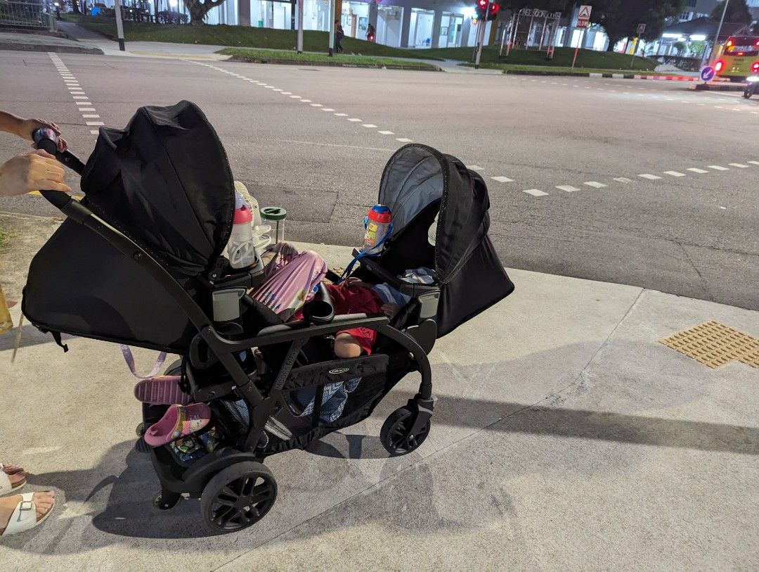 Graco modes duo stroller balancing act top