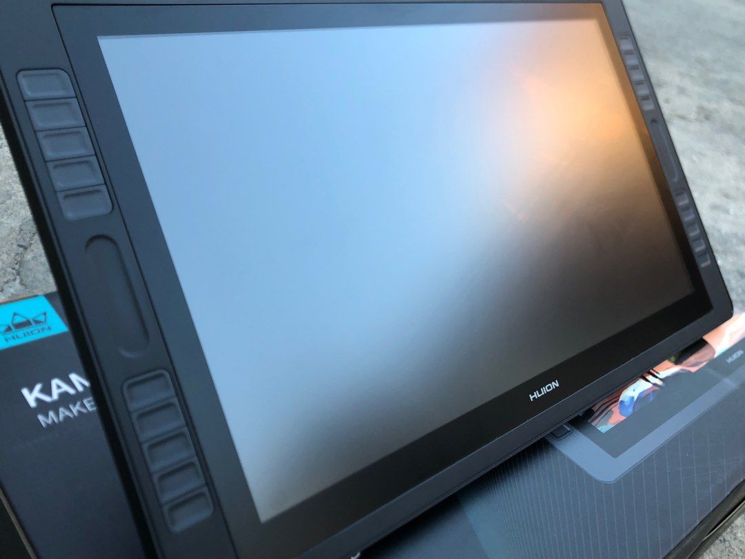 HUION KAMVAS PRO 22 DRAWING TABLET (Category: Laptops & Notebooks) located in Paranaque City. Submitted by kanghaee (Listing ID 1303483713, Image 2). Description: Details: Condition: Lightly Used Brand: HUION Model: GT2201 Resolution: 1920x1080 Color:Black Dimension: 589 x 344 x 21mm Working Area: 476.64 x 268.11mm AG Glass:Anti-glare etched glass Full Lamination: YES Digital Pen:PW500 Pen Technology: Battery-Free Electromagnetic Resonance Pen Re