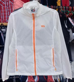 K2 windbreaker manipis packable jacket