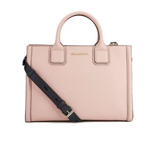 (Category: ) located in . Submitted by shereenshop (Listing ID 1303584988, Image 1). Description: .