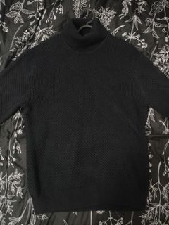 (Category: ) located in . Submitted by finaapreloved (Listing ID 1303567510, Image 1). Description: .